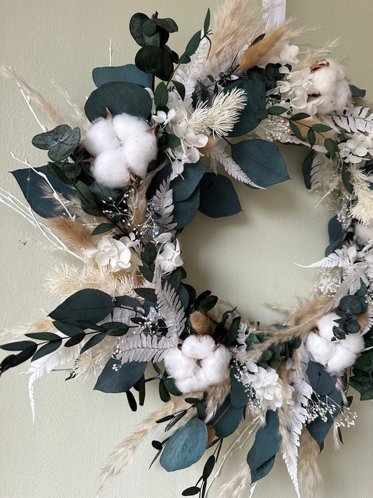 Wren Dried Flower Christmas Wreath