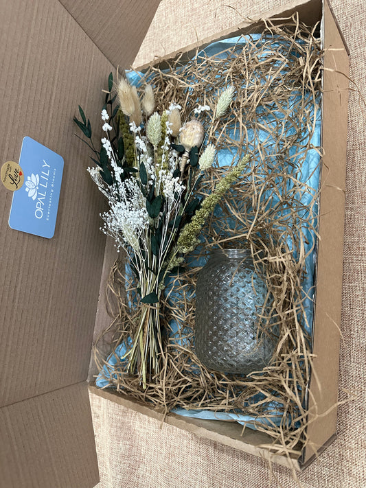 "Stella" Dried Flower Bouquet & Vase Gift Set