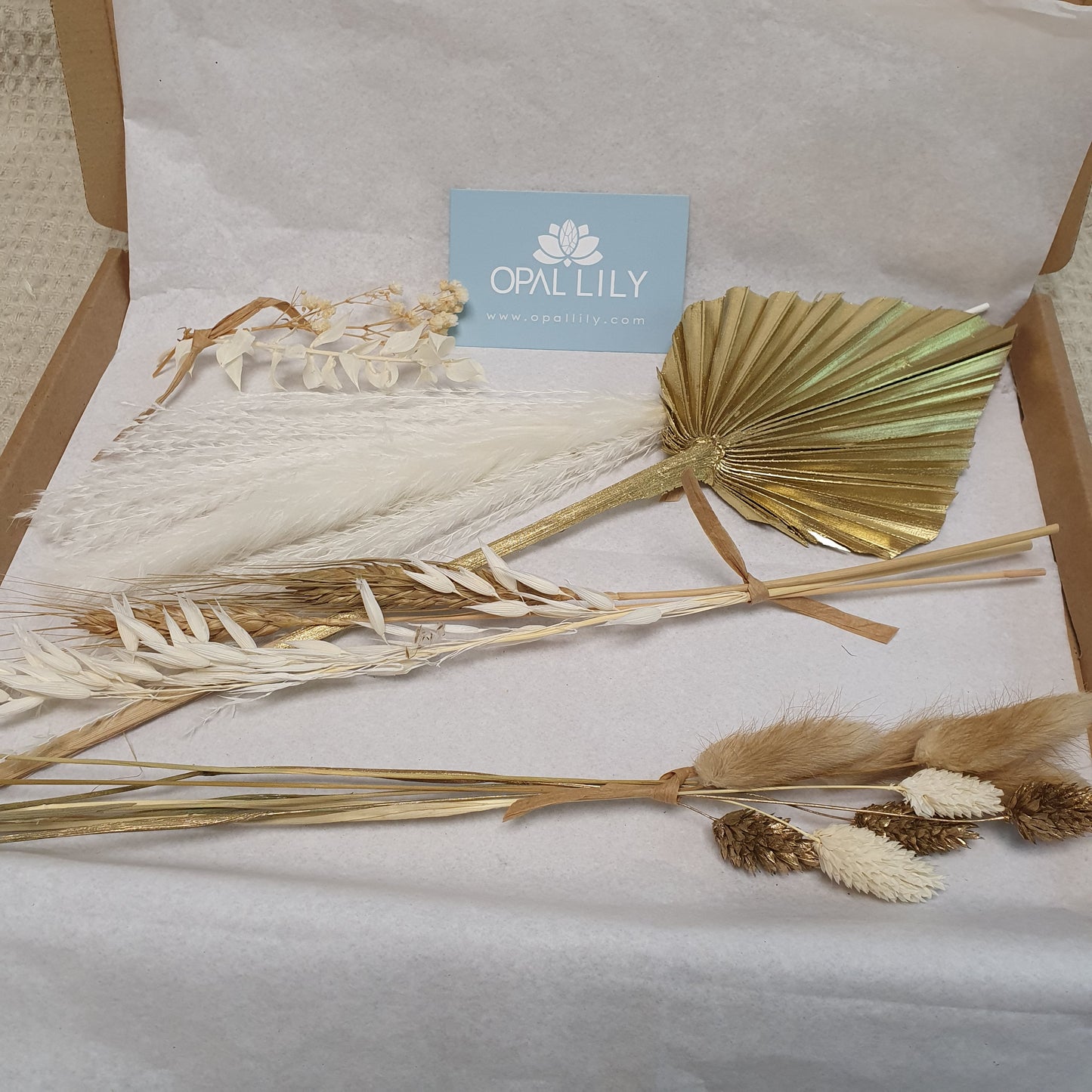 palm spear cake topper materials