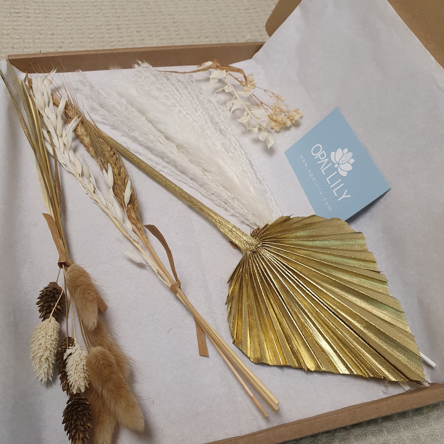 Natural pampas grass, dried flower and palm spear dried flower arrangement