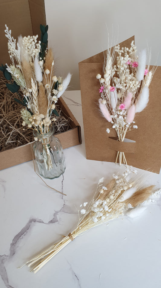 Mini Dried Flower Bouquets | Optional Card & Vase