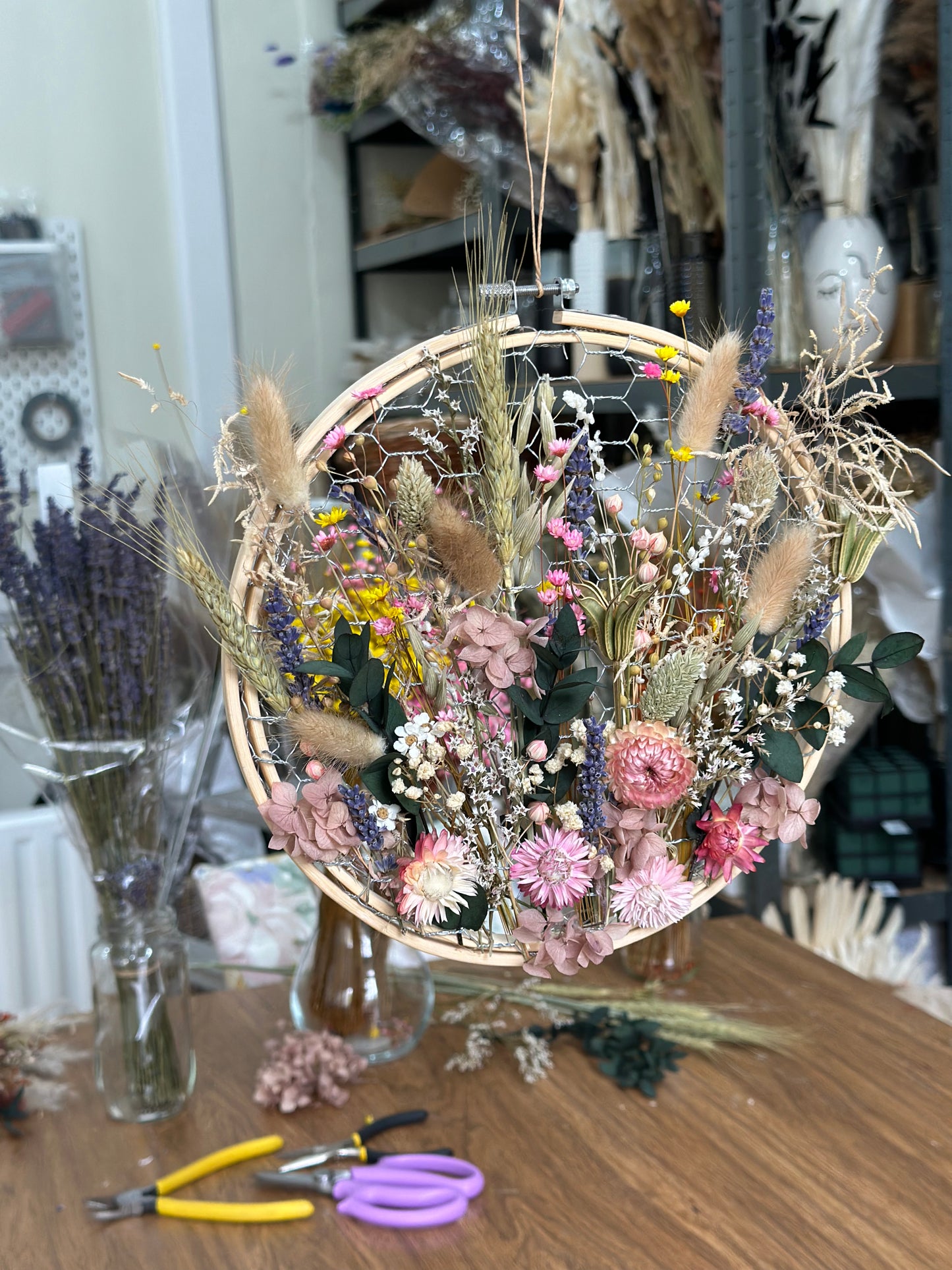 dried flower hoop