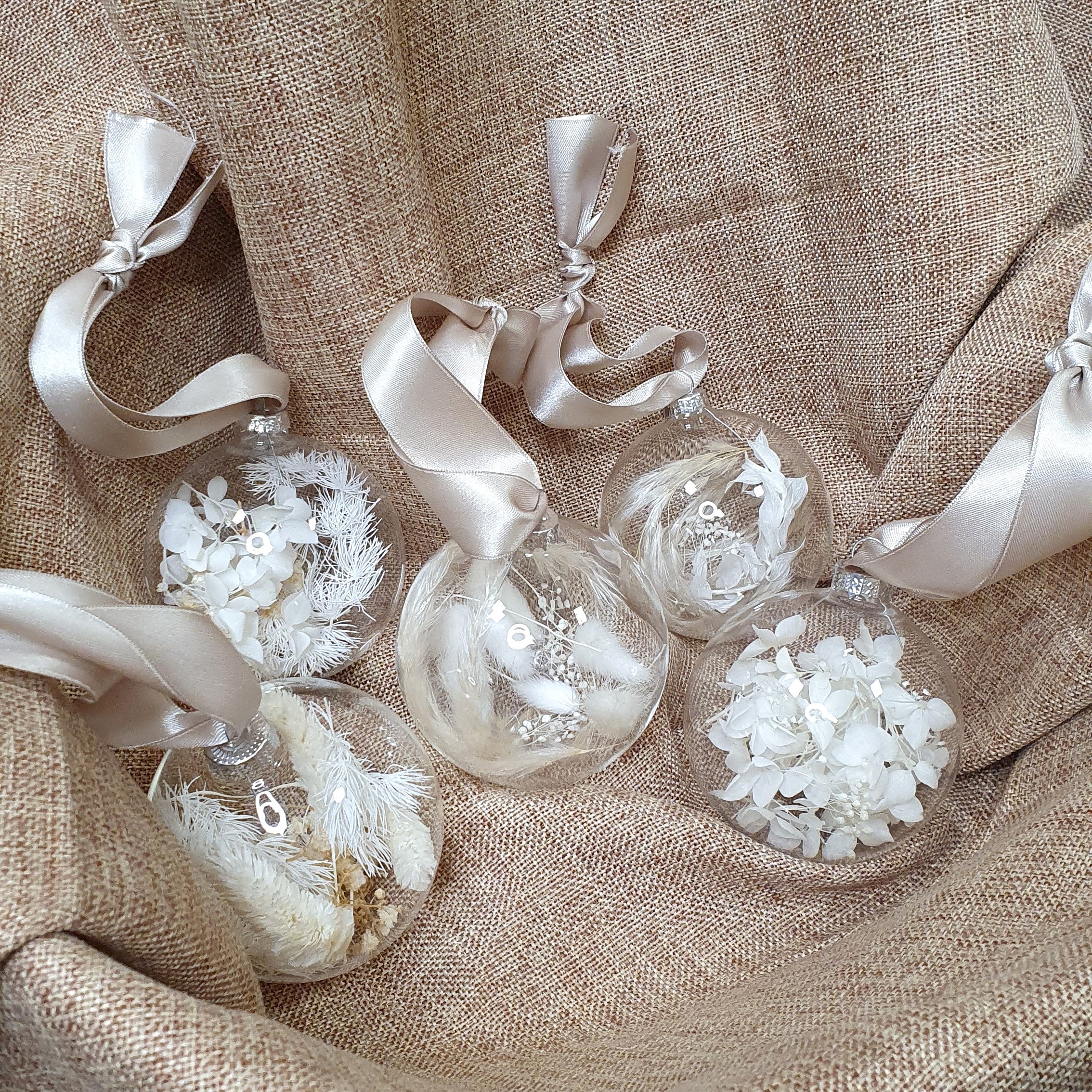 Opal Lily | Dried Flower Assorted Bauble Set - Neutrals