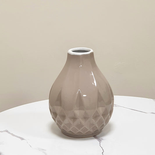 Small Geometric Ceramic Vase - Beige